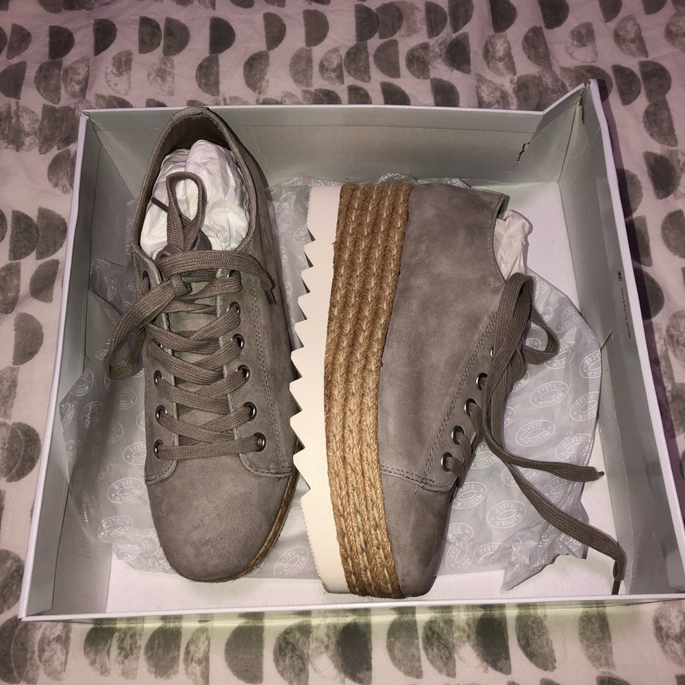 !!SOLD!! Steve Madden Block Heel Sneakers